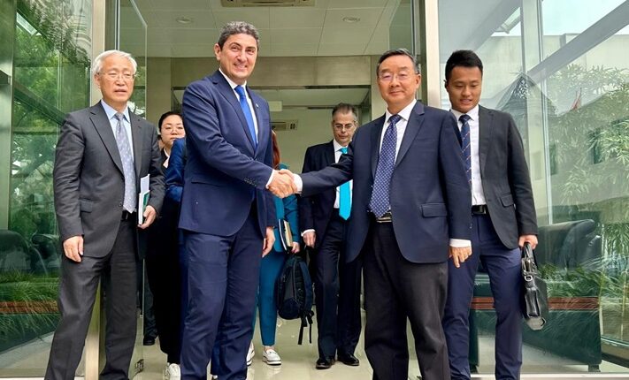 Ο ΥπΑΑΤ, Λευτέρης Αυγενάκης με τον Κινέζο ομόλογό του κ. Tang Renjian