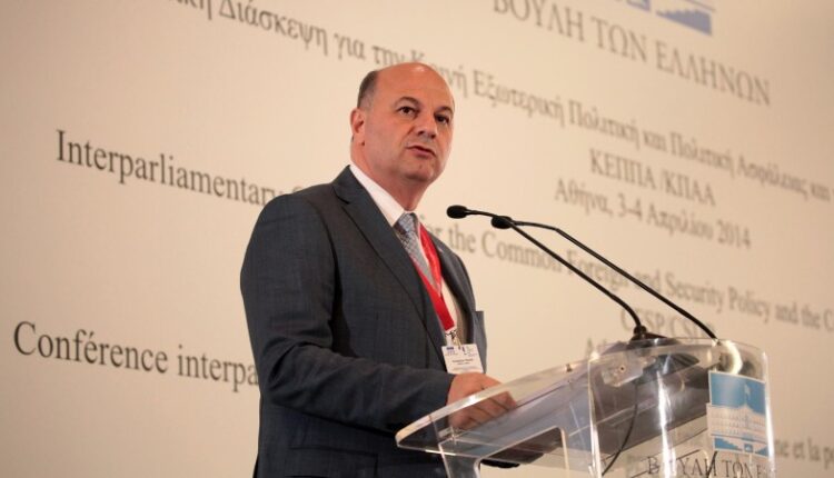 ΥπΑΑΤ: Νέος υπουργός ο Κωνσταντίνος Τσιάρας